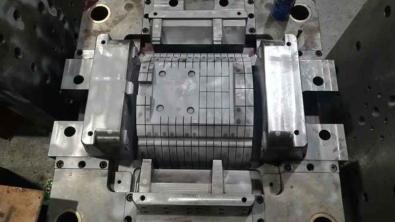 压铸模具排气不良，如何精准诊断与解决？**