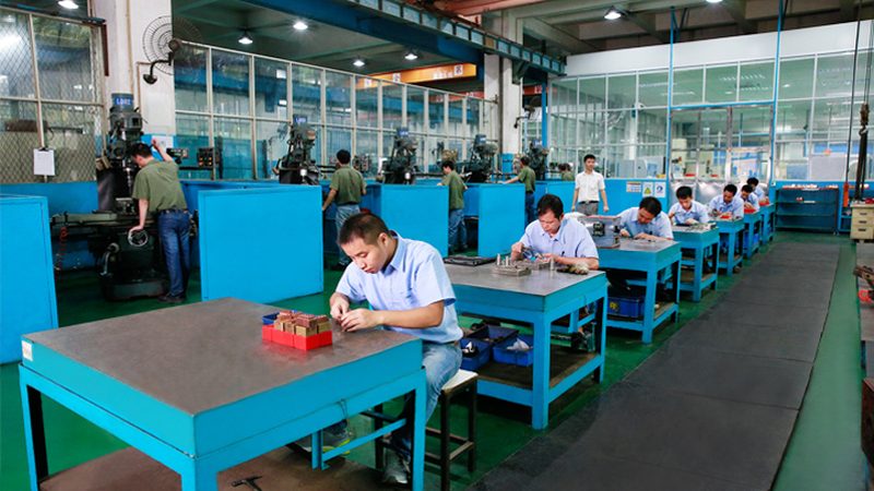 橡胶模具定制尺寸要求的五大关键要素**