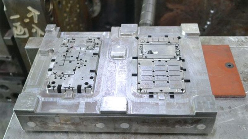 吹塑模具交期困局：快与稳如何兼得